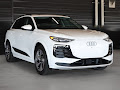 2025 Audi Q6 e-tron Prestige