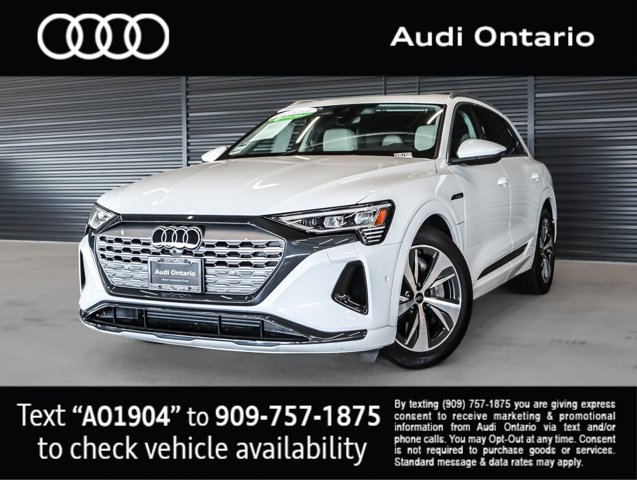 2024 Audi Q8 e-tron Premium Plus