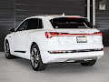2022 Audi e-tron Premium Plus