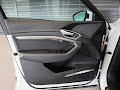 2022 Audi e-tron Premium Plus