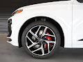 2025 Audi SQ6 e-tron Prestige