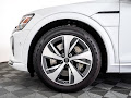 2024 Audi Q8 e-tron Premium Plus