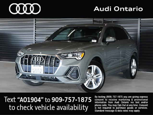2023 Audi Q3 S line Premium