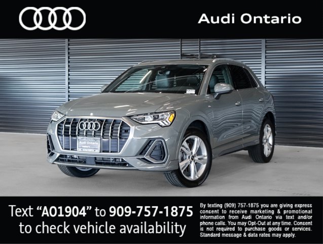 2023 Audi Q3 S line Premium